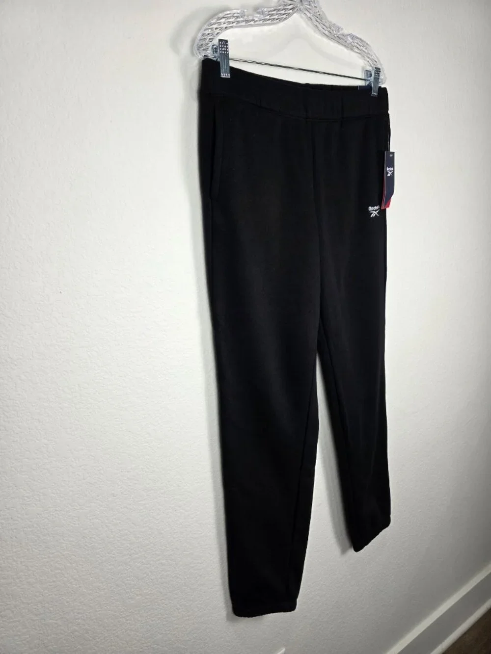 NWT Reebok Men’s Fleece Jogger Sweatpants Black Size Medium